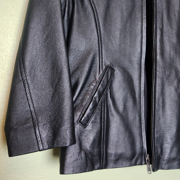 Wilson's Leather Boys Jacket Size Large would fit size 8 boys - Picture 3 of 6